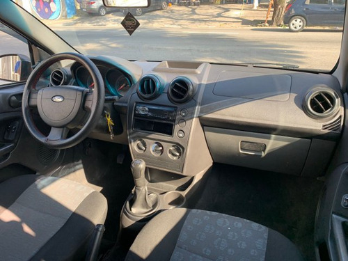 Ford Fiesta Fiesta 1.0 ROCAM HATCH 8V FLEX 4P MANUAL