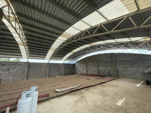 Traspaso Bodega Con Local