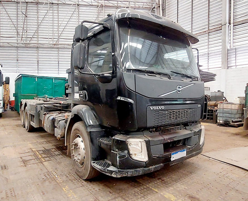 Volvo Vm 330 Ishift 6x2 Ano 2015 C/rollon Rolloff 