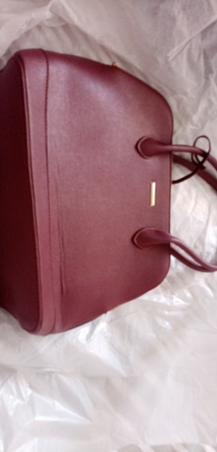 Imagen 3 de 4 de Bolsa Color Vino, Marca Lbel Nueva