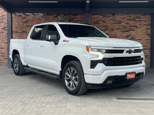 Chevrolet Cheyenne 5.3 Doble Cab Rst 4X4 At