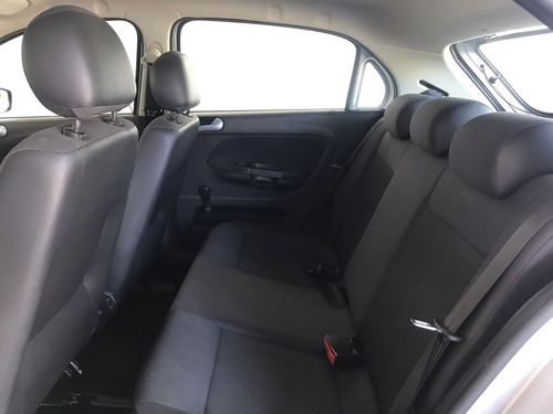 Imagem 8 de 9 de Volkswagen Gol 1.6 Msi Totalflex