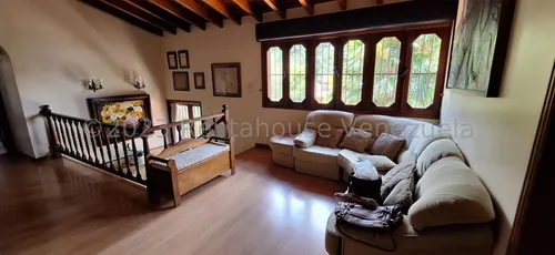 Casa Caurimare 25-20431 R.e