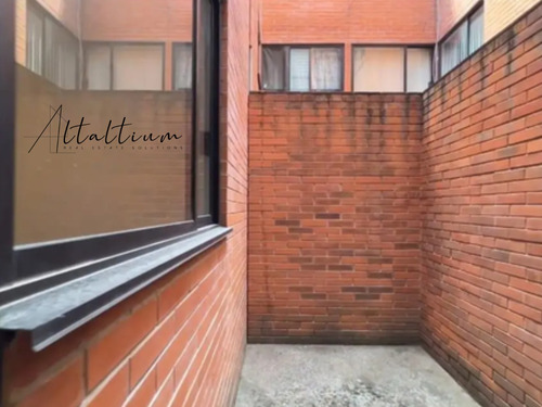 Venta De Departamento En La Alcaldía Álvaro Obregón, Cerca De Av. Centenario, Parque Ecológico Colonia Del Sur. 009- Alc-ru