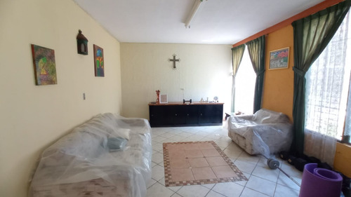 Imagen 11 de 30 de Vendo Hermosa Y Amplia Casa, Ubicada En Un Lugar De Ensueño, Rodeada De Naturaleza, Excelente Precio, 3 Salas, 4 Dormitorios, Alta Plusvalia Y Seguridad
