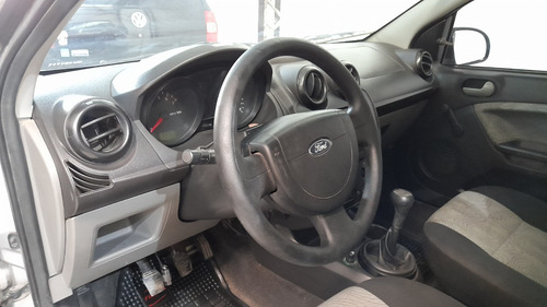 Ford Fiesta 1.6 Max Ambiente