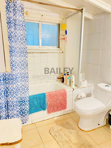 Casa En Venta De 4 Dorm. 3 Baños, Concón