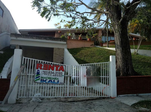 Venta Casa Vista Espectacular 3 Rec. Col Jardines Tuxpan Veracruz México