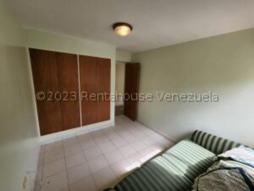 #25-19078 Cómodo Apartamento En Las Minas