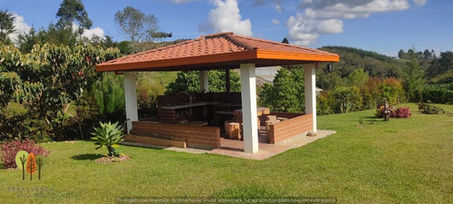 Hermosa Casa Finca En Venta 100% Plana En Guarne Sector Chaparral .