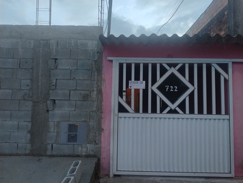 Casa Com 1 Quarto , 1 Quarto Com Suíte E Ar Condicionado