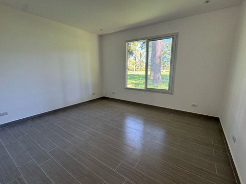 Venta Casa 4 Ambientes A Estrenar Barrio Privado Pinares / Exaltación De La Cruz