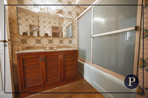 Chalet De Estilo De Barrio Stella Maris
