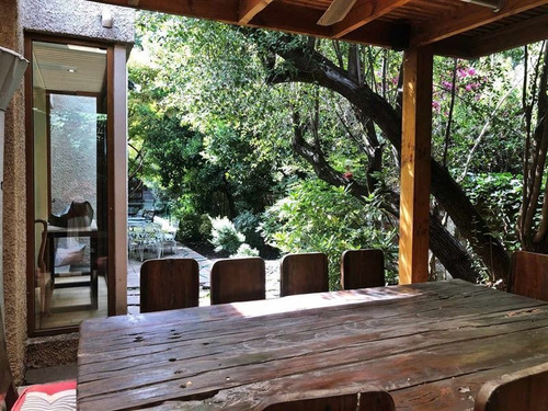 Casa En Venta De 5 Dorm. En Lo Barnechea