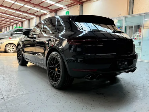 Porsche Macan Gts
