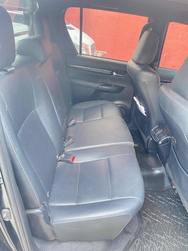 Toyota Hilux 2.8 Cd Srx 177cv 4x4 At 2019