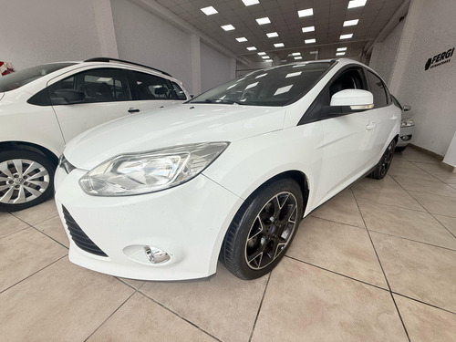 Ford Focus III 2.0 Sedan Se Plus At6