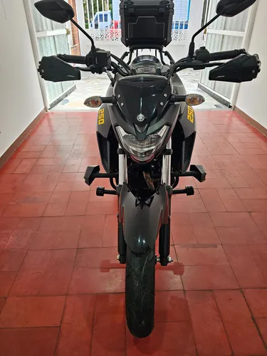 Fz 25 Modelo 2023, Menos De 9.000 Kms, Accesorios Extra.