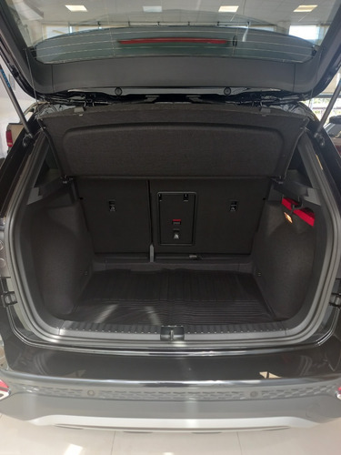 Imagen 24 de 25 de Volkswagen Taos Highline 1.4 250 Tsi Aut 0 Km 2023