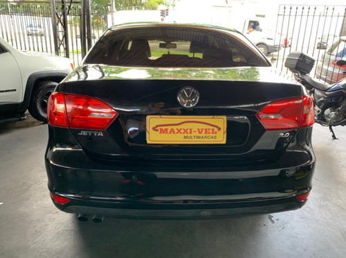 Volkswagen Jetta 2.0 Comfortline Flex 4p Automática