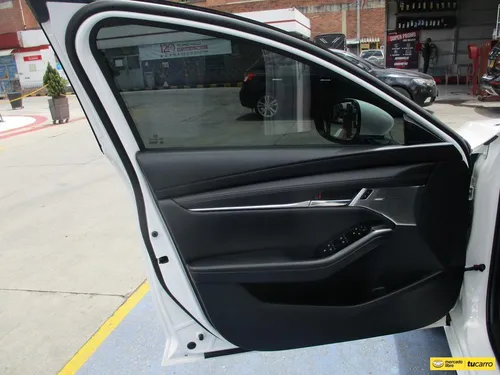 Mazda 3 GRAND TOURING LX 2500CC AT AA