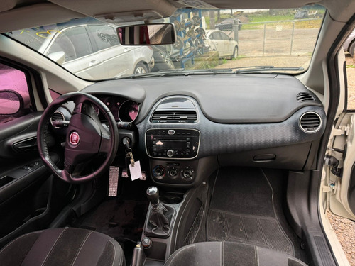 Fiat Punto 1.8 2014 Flex 132cvs Manual - Solicite Peças