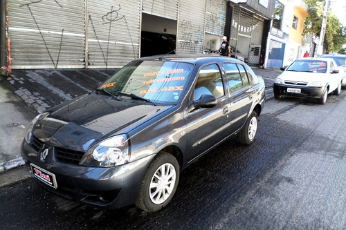 Renault Clio Sedan 1.0 Flex 2006/2006