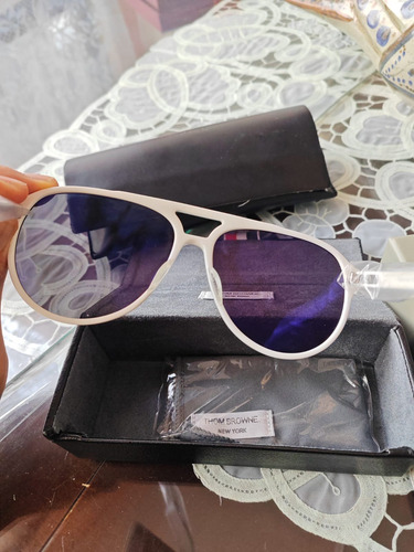 Lentes De Sol Thom Browne No Gcci Fendi Vuitton Dolce Dita Espejo Azul Oscuro Gris Blanco (Usado)