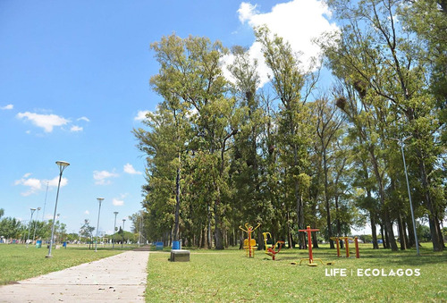 Vendo Lote De 300 M2 En General Lagos. Oportunidad De Inversion.