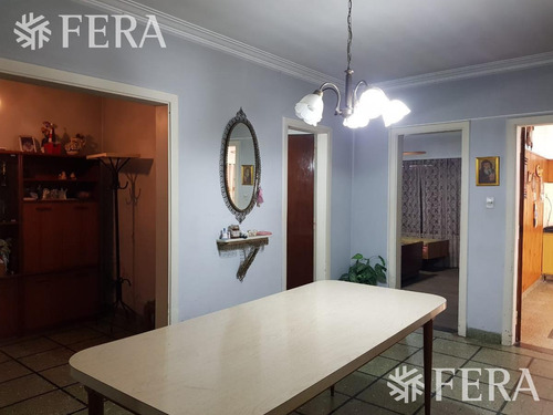 Imagen 4 de 15 de Venta De Terreno Ó Casa A Reciclar En Wilde (28475)