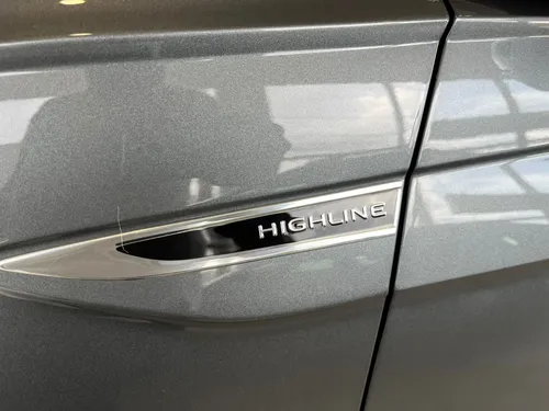 Volkswagen Polo High Line