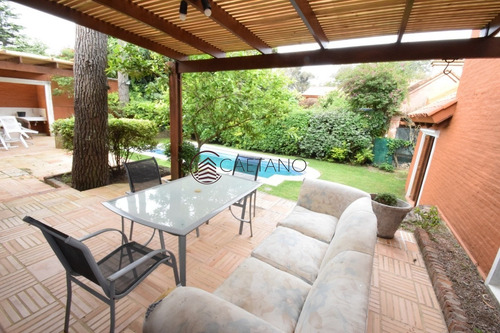 Casa Con Piscina Muy Cómoda, Ideal Para Veranear!!- Ref: 571