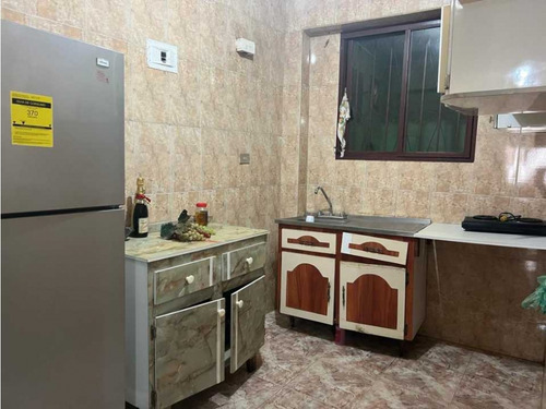 Vendo Edificio 580m2 Catia 8162