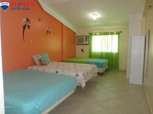 Imagen 8 de 12 de Se Vende Espectacular Town House En Ciudad Flamingo, Conjunto Puerto Alegre