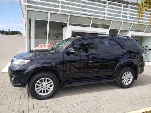 Imagem 7 de 15 de Toyota Hilux Sw4 3.0 Srv 4x4 7 Lugares 16v Turbo