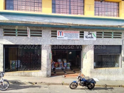 Imagen 14 de 30 de Local Comercial En Venta Centro De Bocono, Amplio Y Con Uso Para Cualquier Emprendimiento. Alto Transito! Para Mas Informacion Comunicate Conmigo 412-1498654 Katty Vasquez. Negociable, Oportunidad Rah