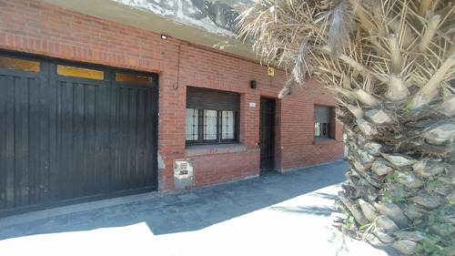 Casa 3 Ambientes Patio Garage. Lote 233 M2. Marconi Y San Lorenzo