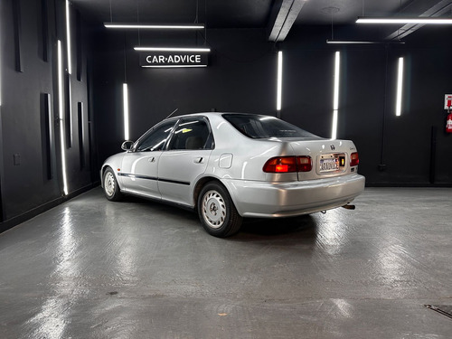 Honda Civic 1.6 SI AT L93