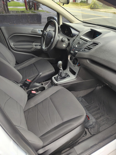 Ford Fiesta Kinetic 1.6 Sedan Se Plus 120cv