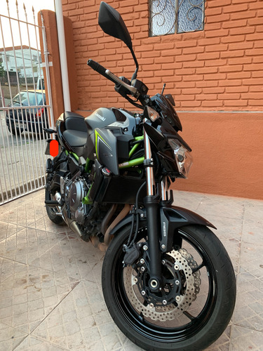 Kawasa Z 650 - Preta Com Verde.