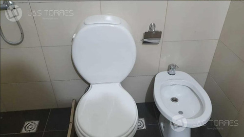 Apartamento - Pocitos Nuevo - Patio Con Parrillero, G.c 3.000