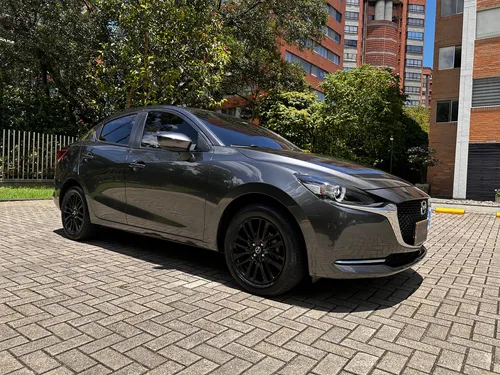 Mazda 2 1.5 Grand Touring Lx Sedan