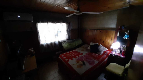 Casa Con Departamento Sobre En Ruta 25***