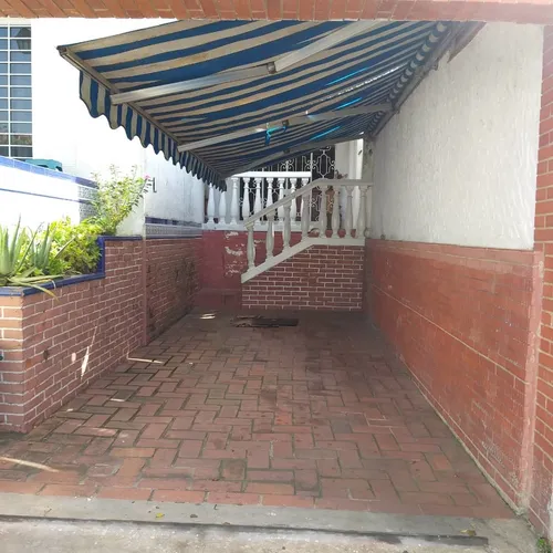 Casa En Venta - Urb. Alto Prado