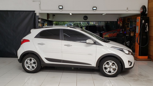 Hyundai Hb20x Premium 1.6 Aut. 2015