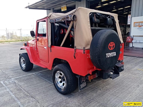 Toyota Land Cruiser Campero