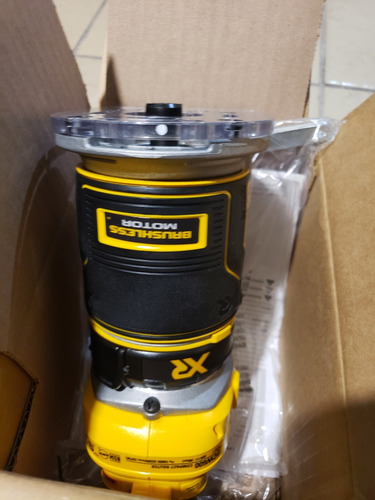 Router Compacto Dewalt Dcw600 20v Madera Carpinteria