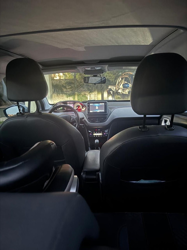 Peugeot 208 1.6 Feline