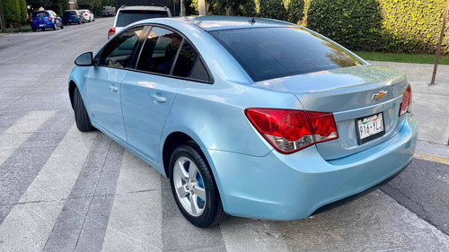 Imagen 5 de 15 de Chevrolet Cruze 2012 1.8 A Ls Aa Cd Mp3 R-16 At