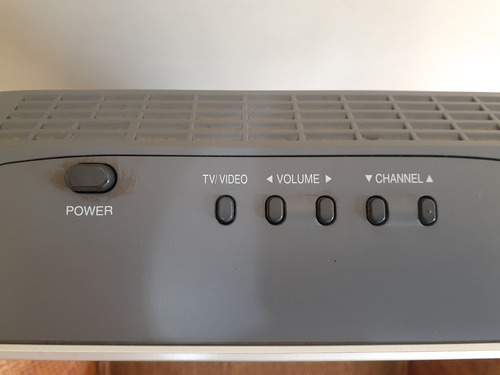 Imagen 4 de 7 de Televisor Lcd Panasonic 20 Pulgadas